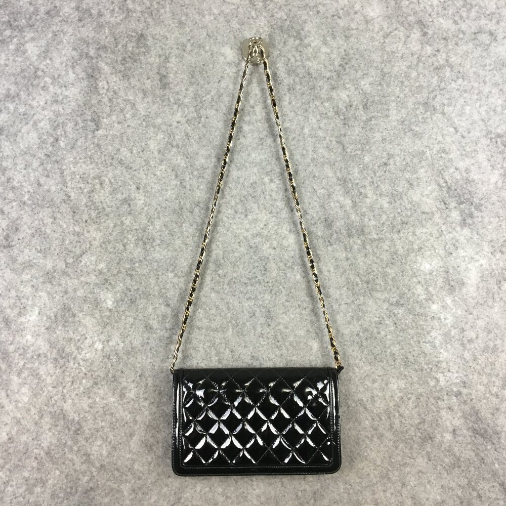 Vintage Evening Clutch Crossbody Envelope Patent Leather Quilted Black Kisslock